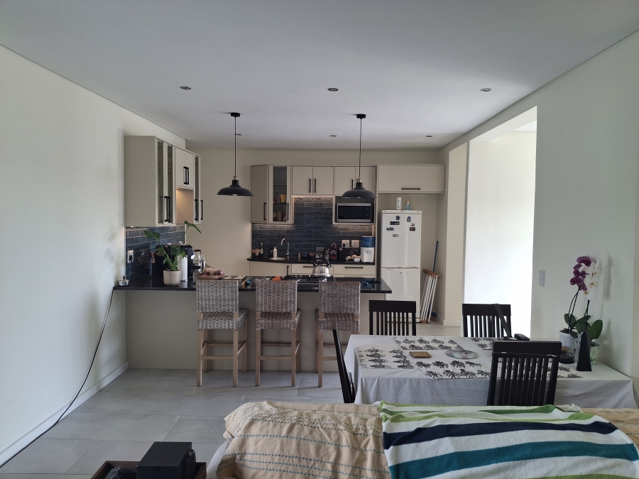 To Let 1 Bedroom Property for Rent in Sandown Western Cape